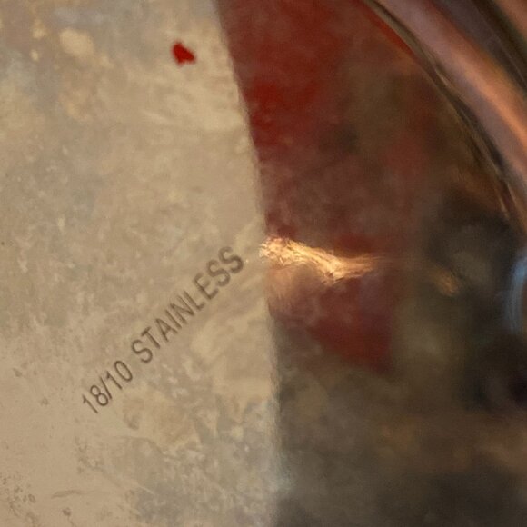 18/10 Stainless Steel Cocktail Shaker – Sleek & Durable Barware - Picture 2 of 8